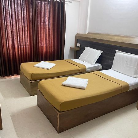 B Six Hotel Bangalore Dış mekan fotoğraf