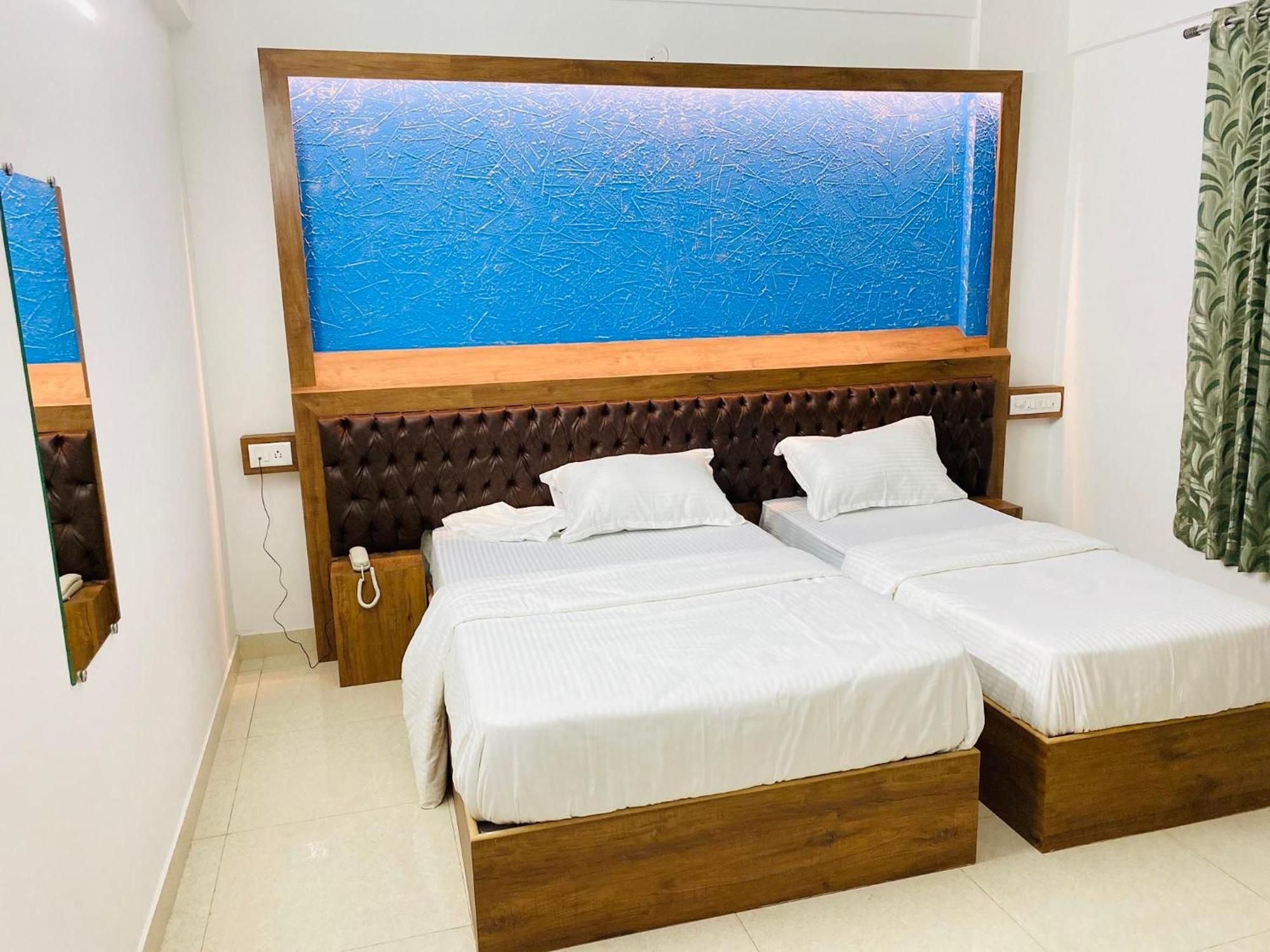 B Six Hotel Bangalore Dış mekan fotoğraf