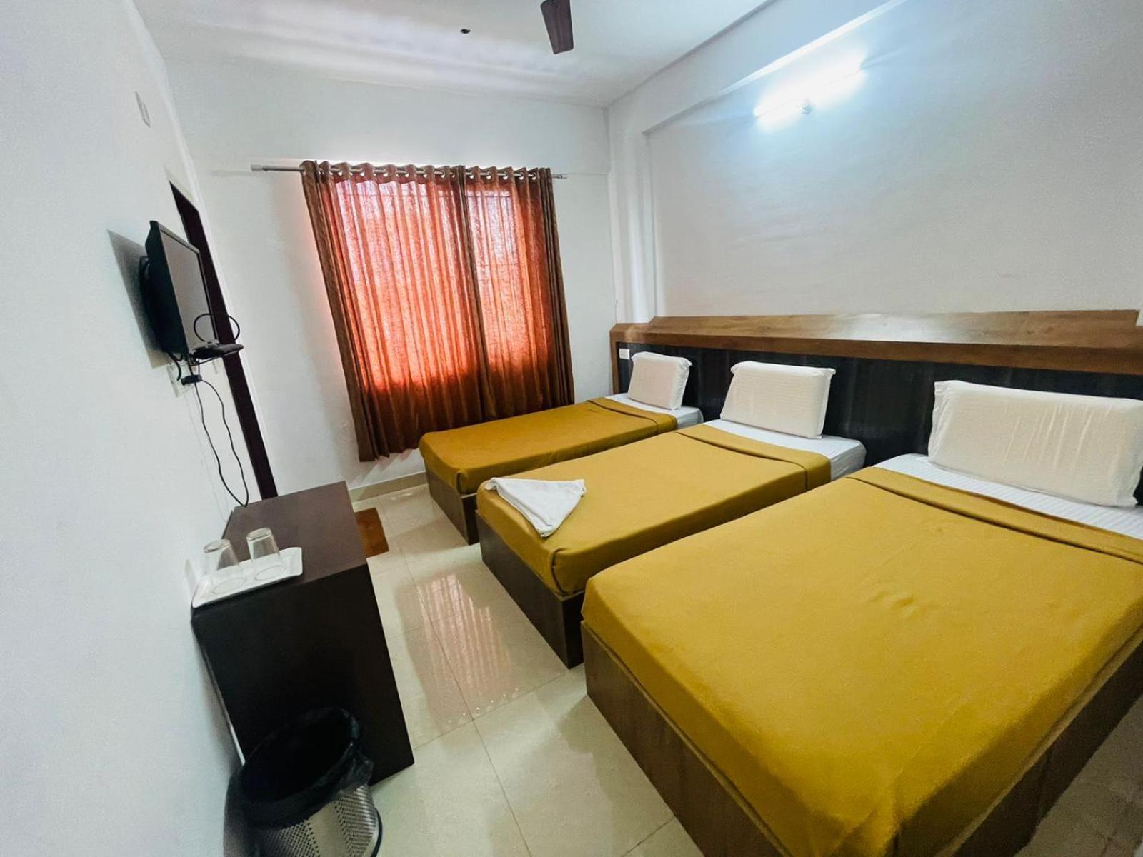 B Six Hotel Bangalore Dış mekan fotoğraf