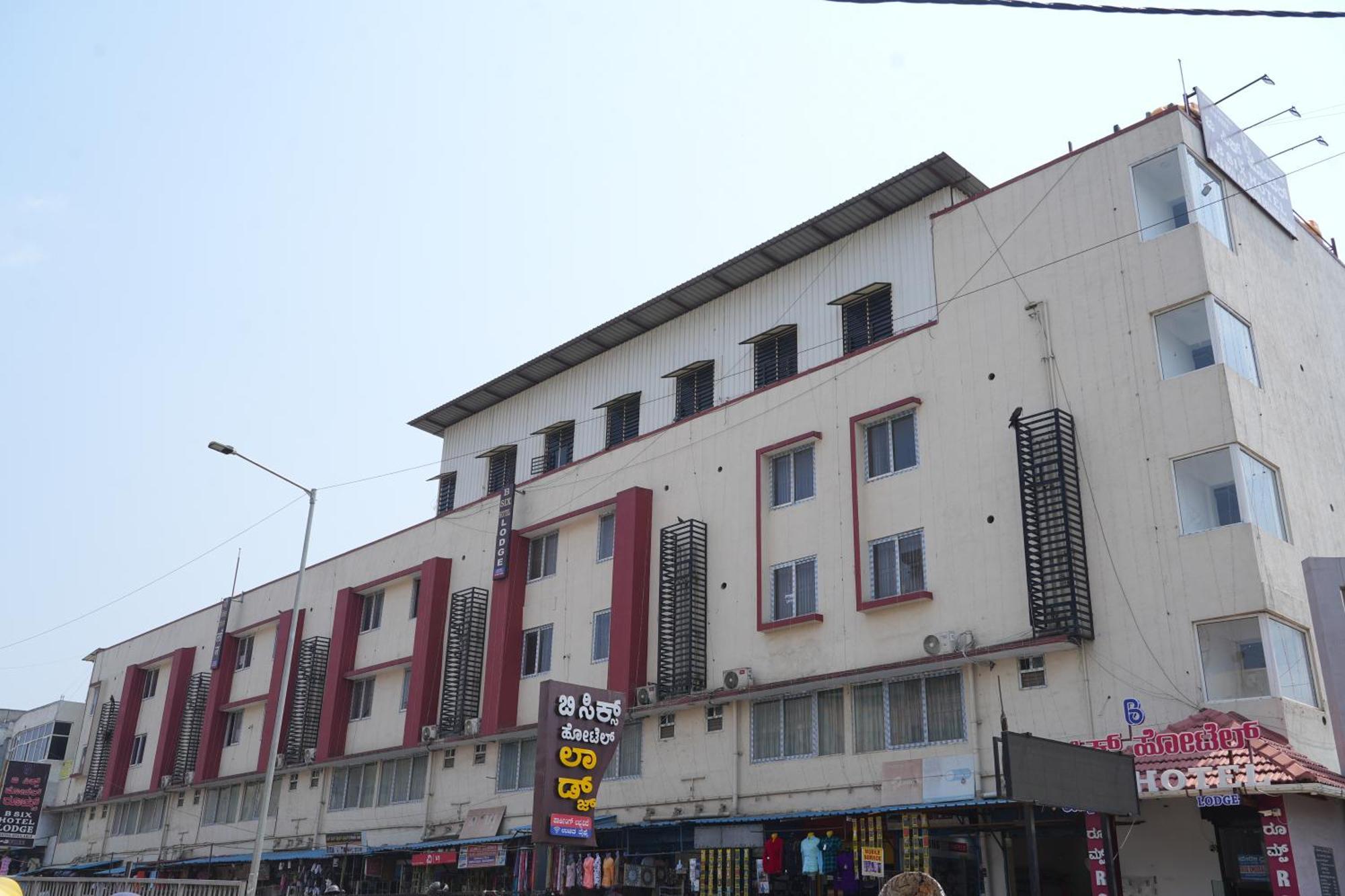 B Six Hotel Bangalore Dış mekan fotoğraf
