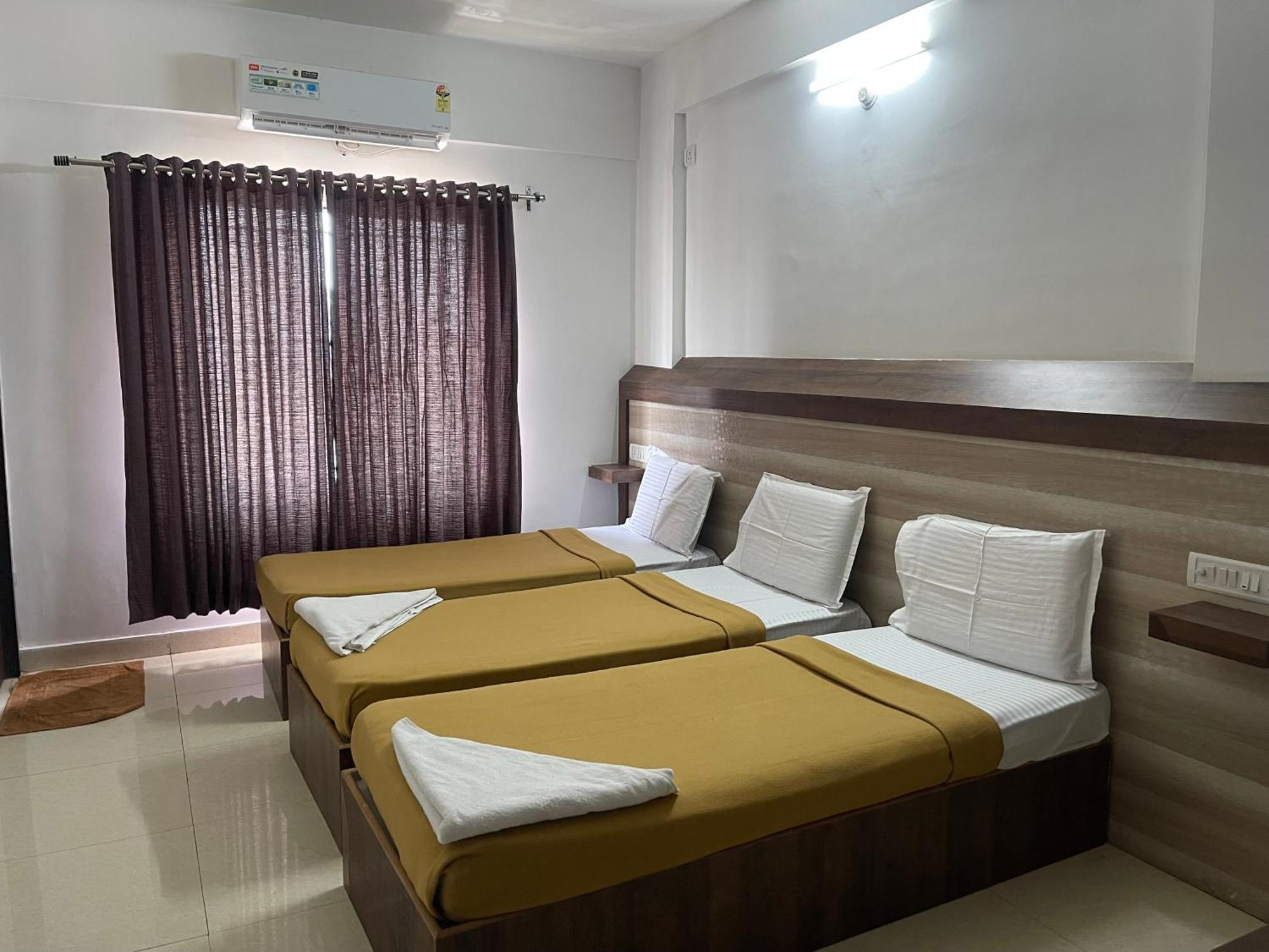 B Six Hotel Bangalore Dış mekan fotoğraf