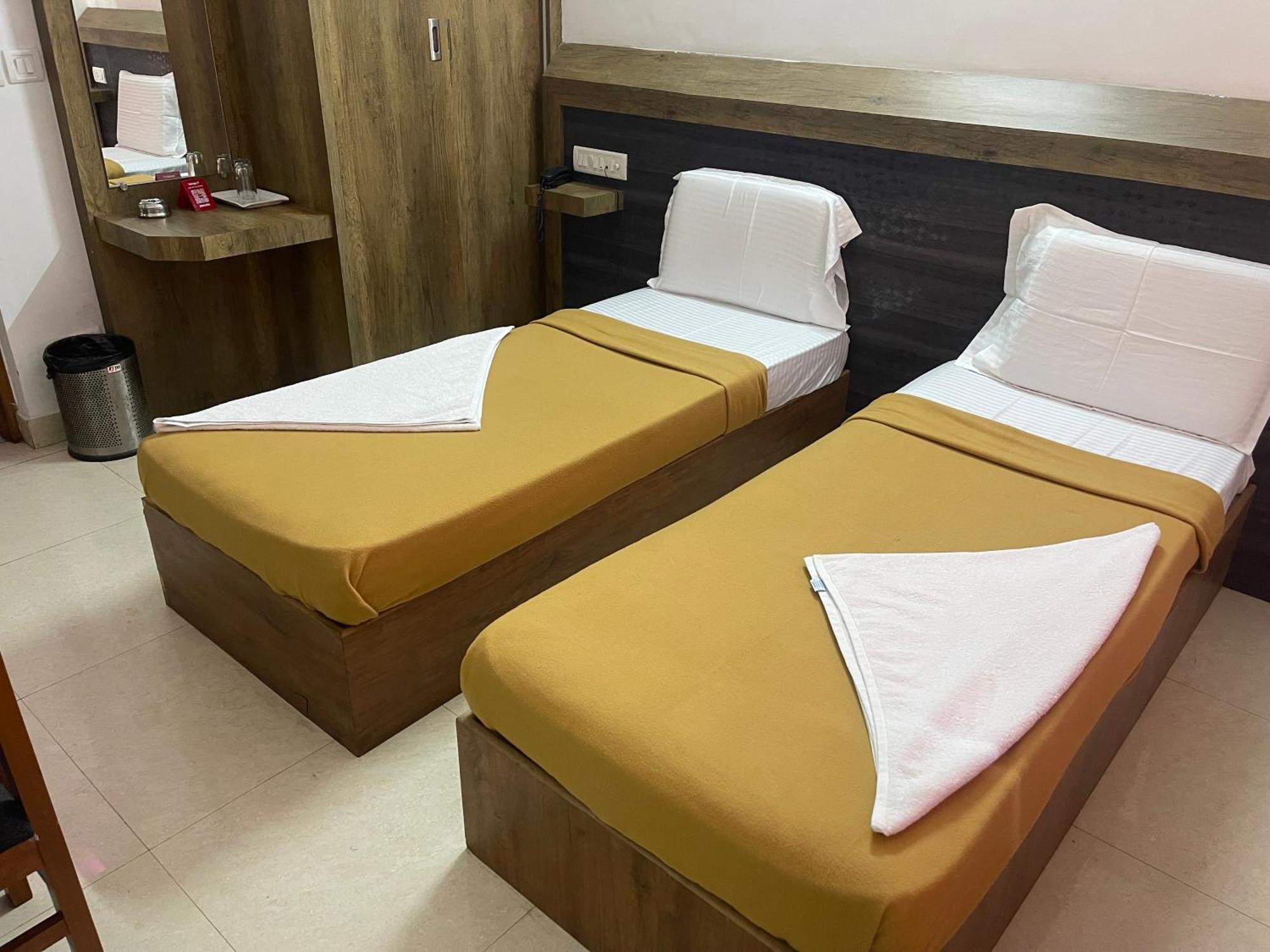 B Six Hotel Bangalore Dış mekan fotoğraf