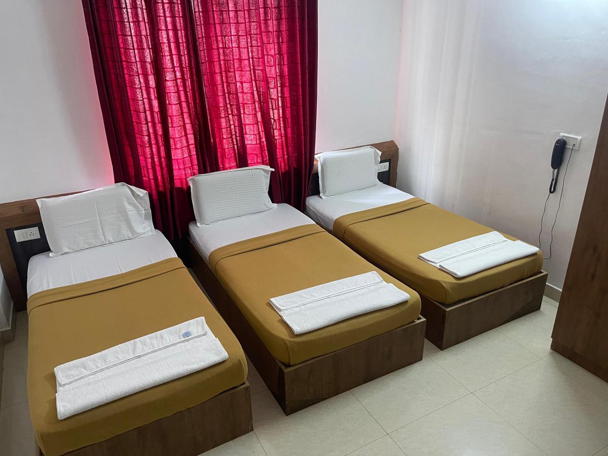 B Six Hotel Bangalore Dış mekan fotoğraf