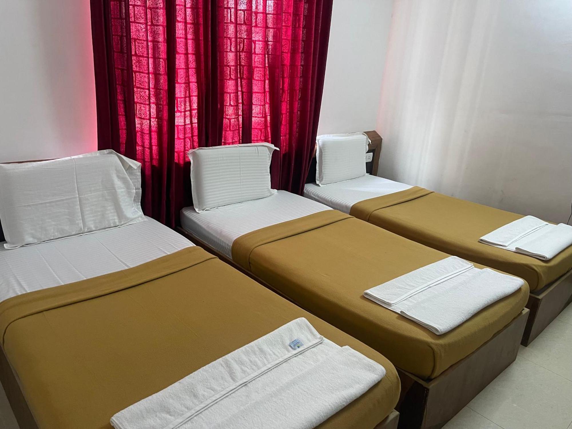 B Six Hotel Bangalore Dış mekan fotoğraf