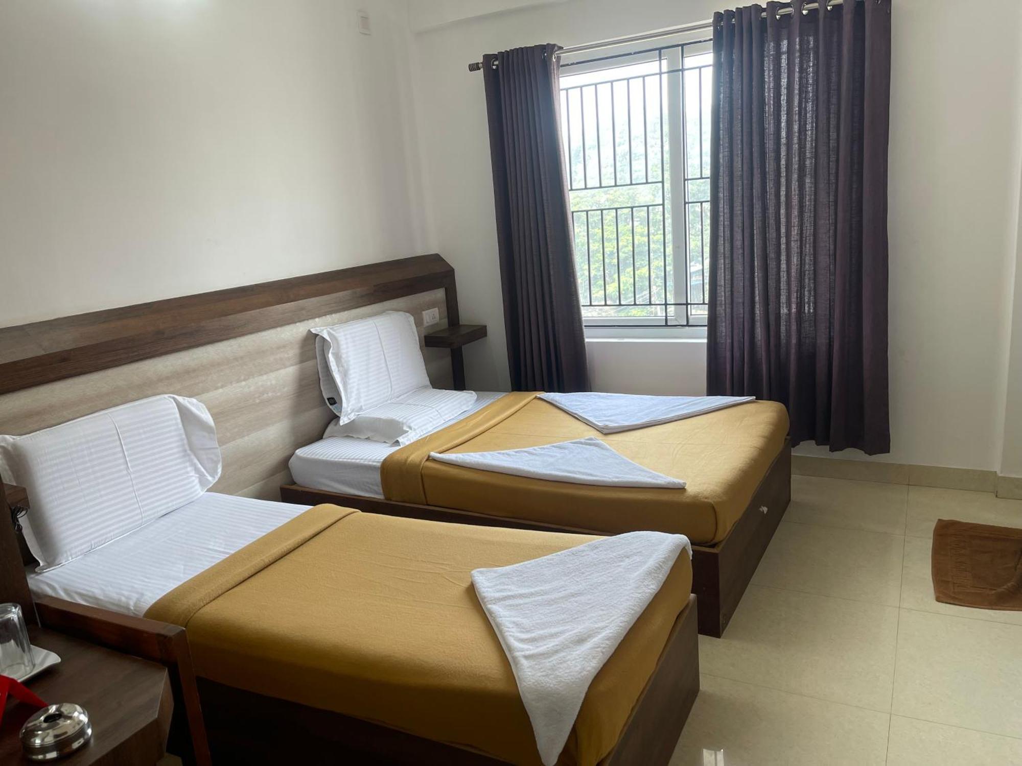 B Six Hotel Bangalore Dış mekan fotoğraf