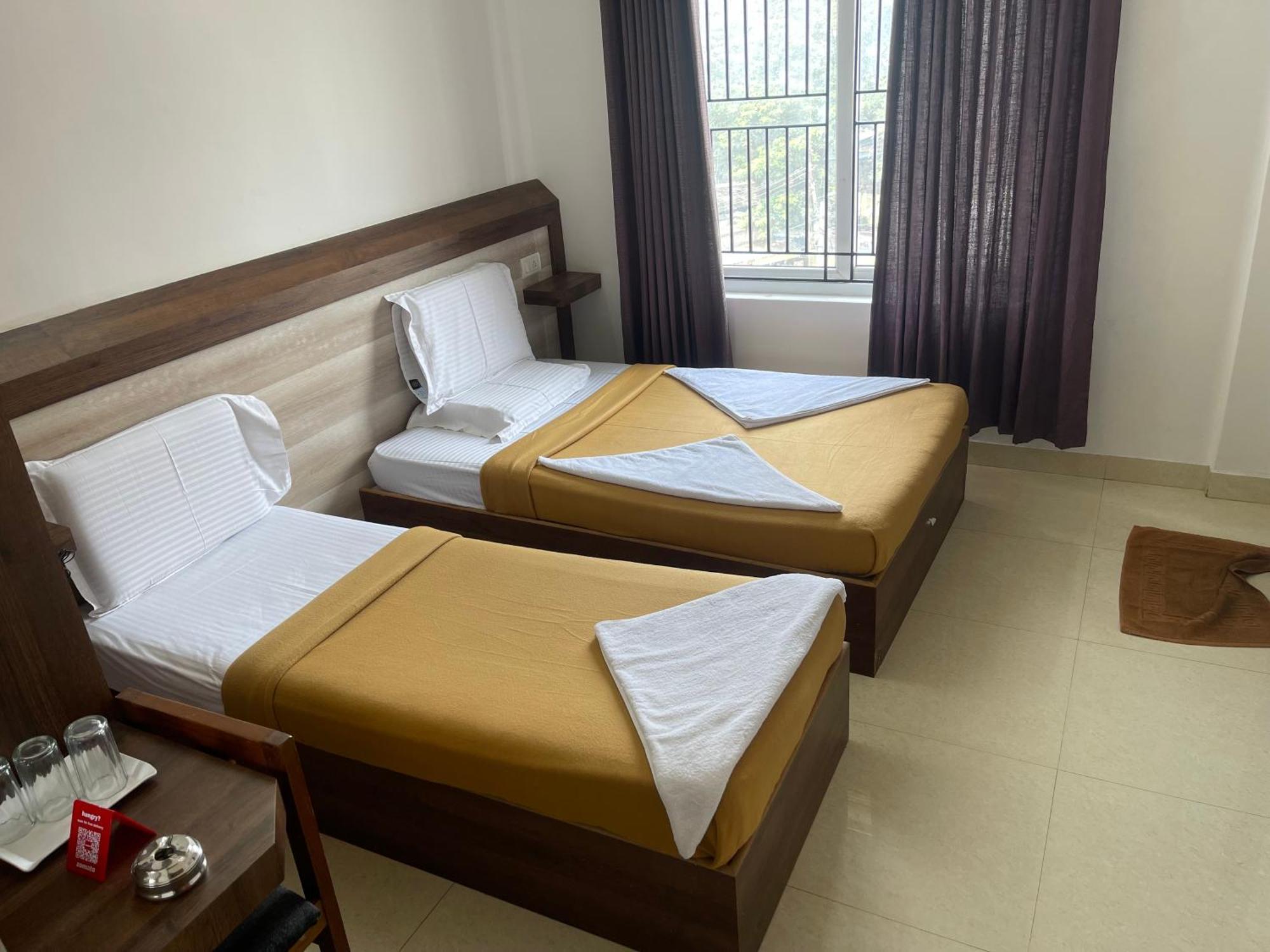 B Six Hotel Bangalore Dış mekan fotoğraf
